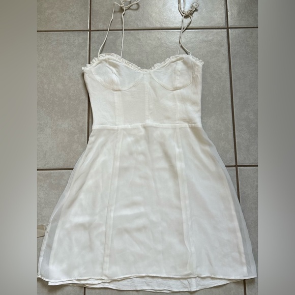Wilfred Fable Linen Dress in matte pearl size 4 - Picture 11 of 11